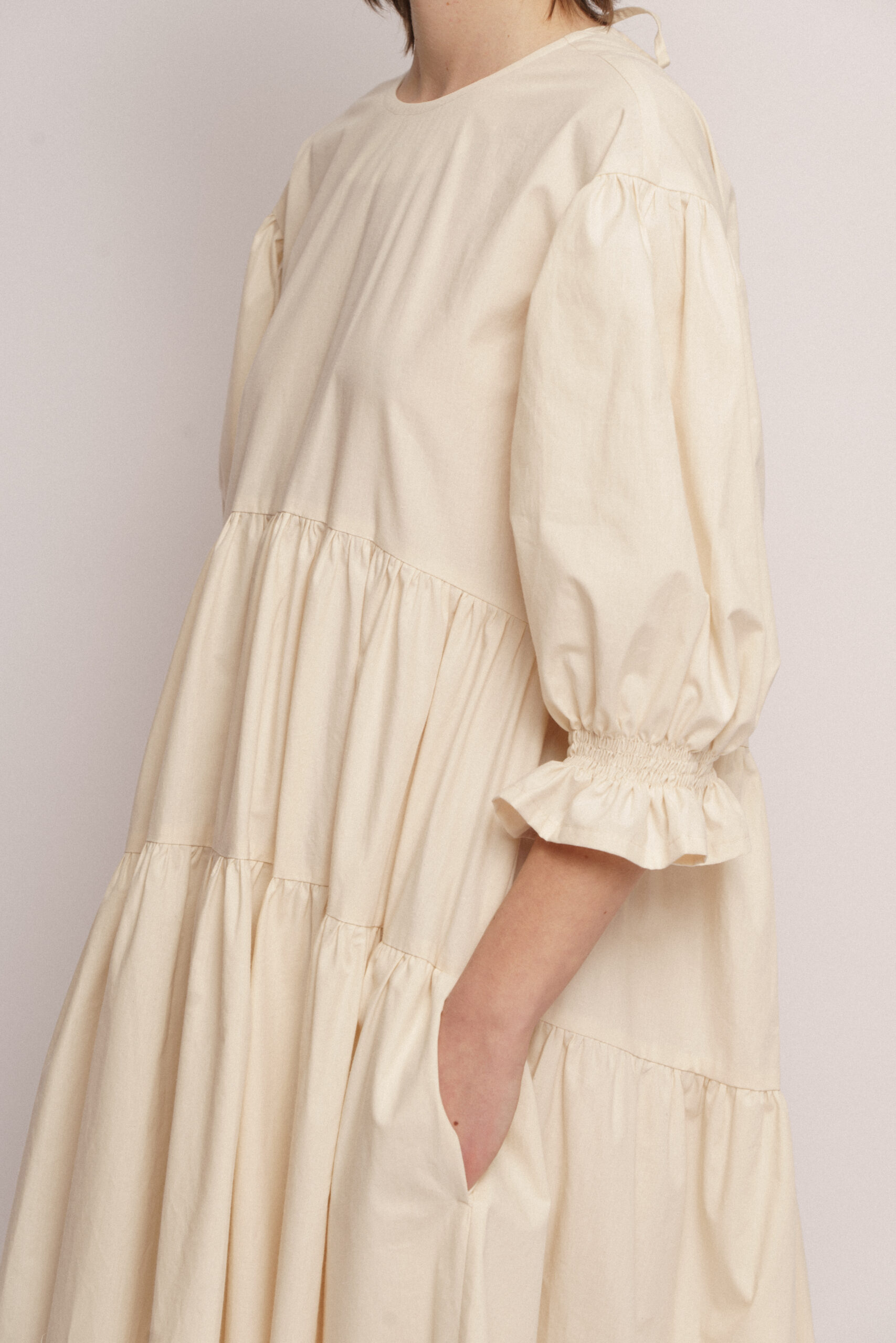 Balloon Dress Midi Beige