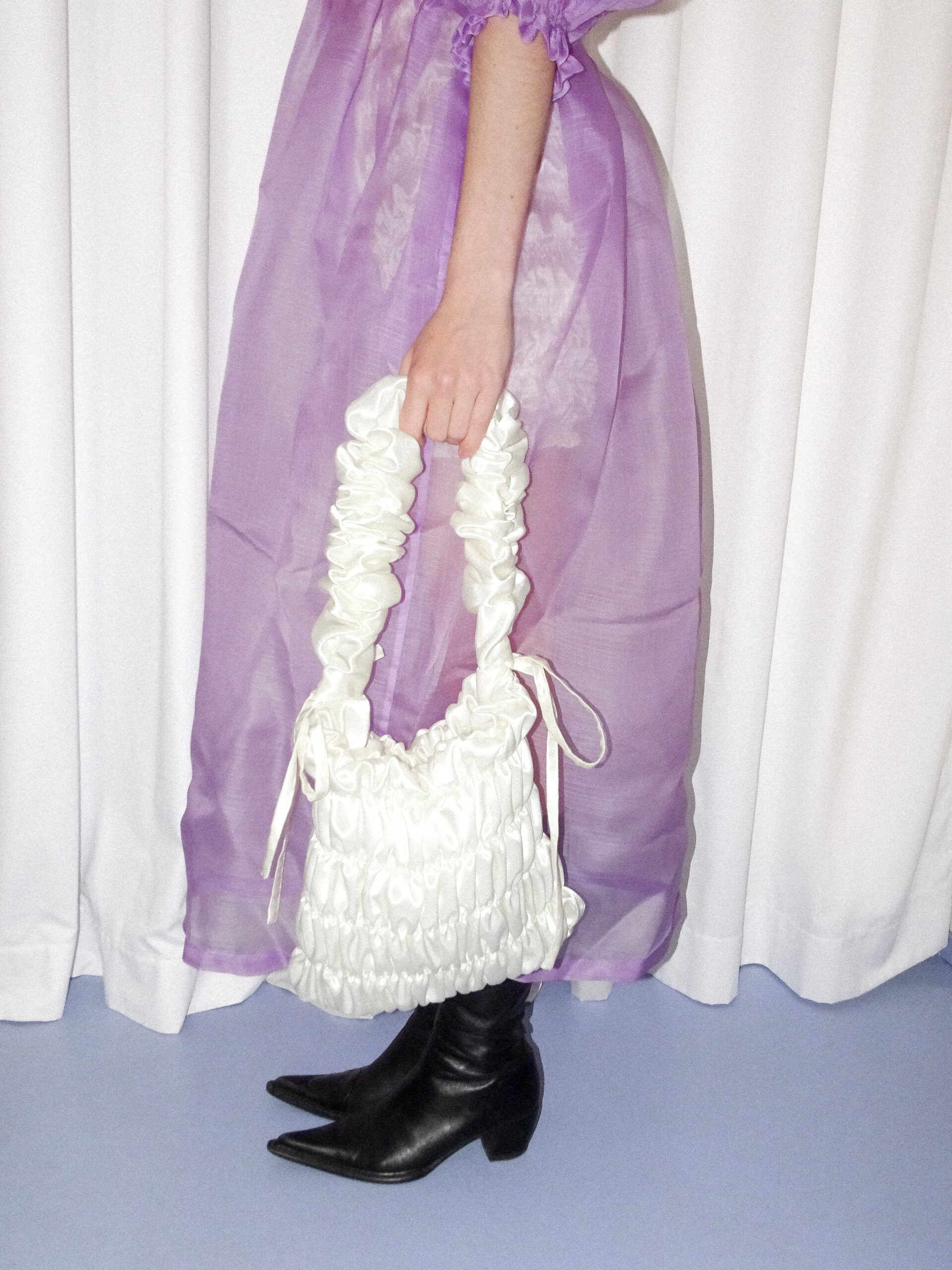 Puffy Bag White Satin